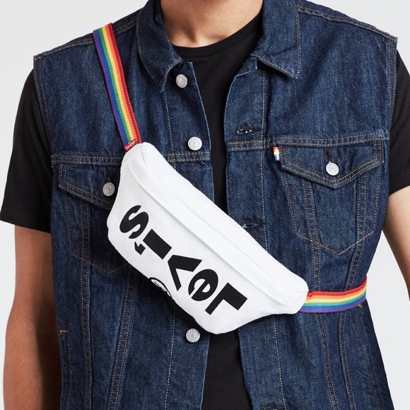 Levis 29 Pride Fannypack Belt Bag 